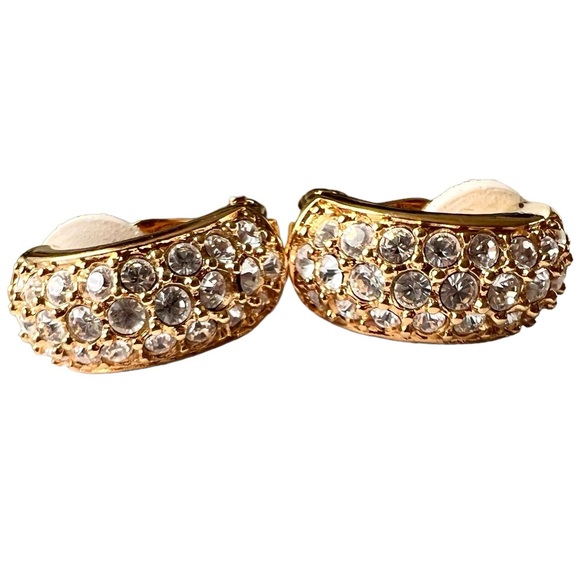 Swarovski NWT Clip Earrings Pave’ Crystals on Gold Tone Setting - Picture 5 of 12